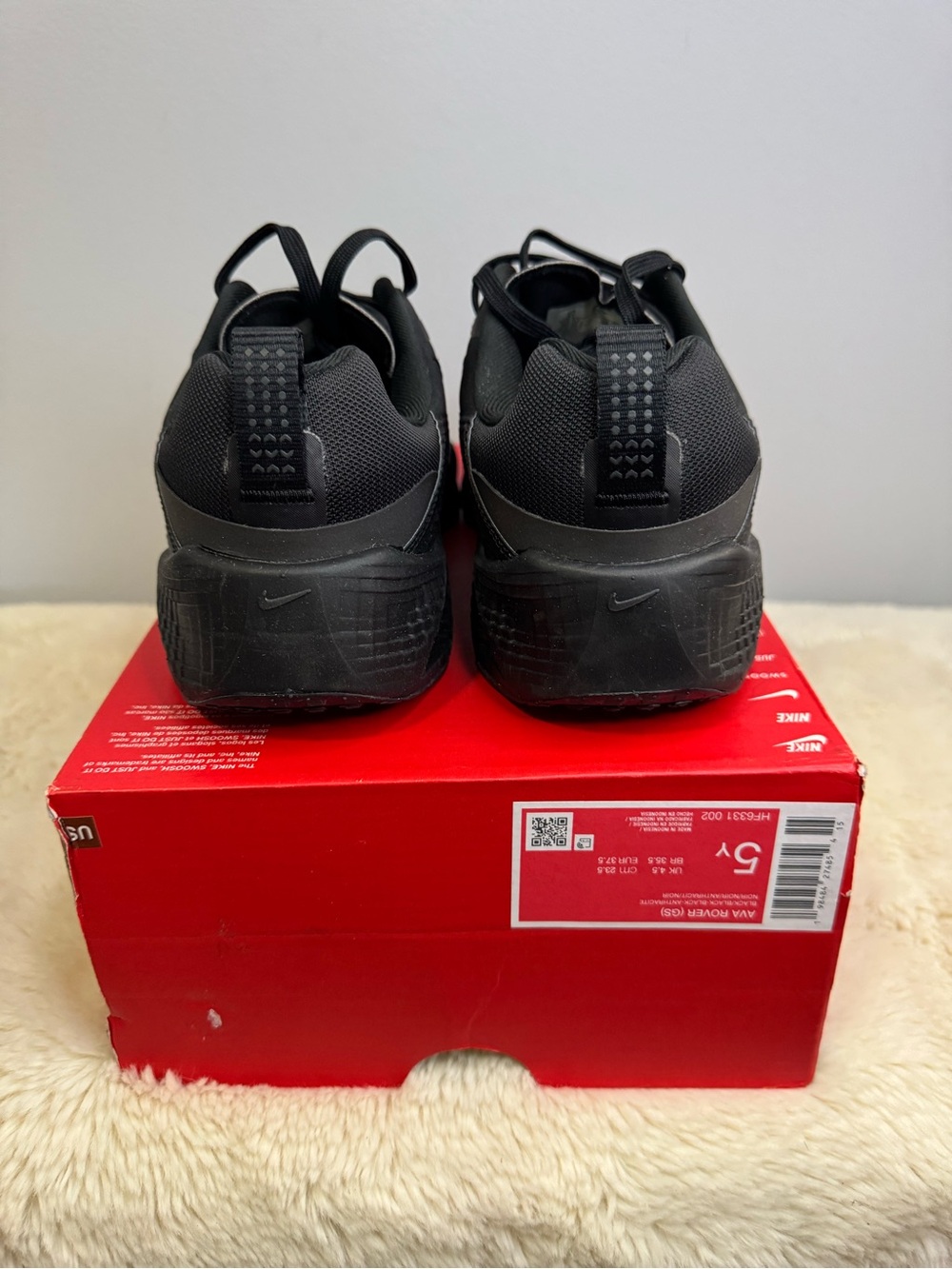 Nike Ava Rover- 5y All-Black Athletic Sneakers - Picture 4 of 6